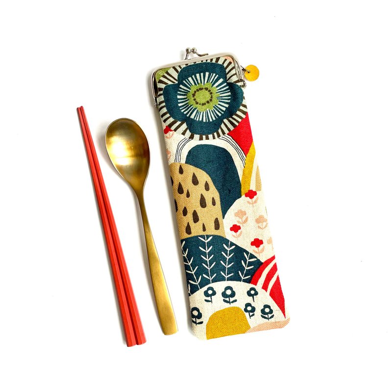 彩色山丘。餐具帶。眼鏡袋。口金包。皮革耳掛飾 - 其他 - 棉．麻 多色