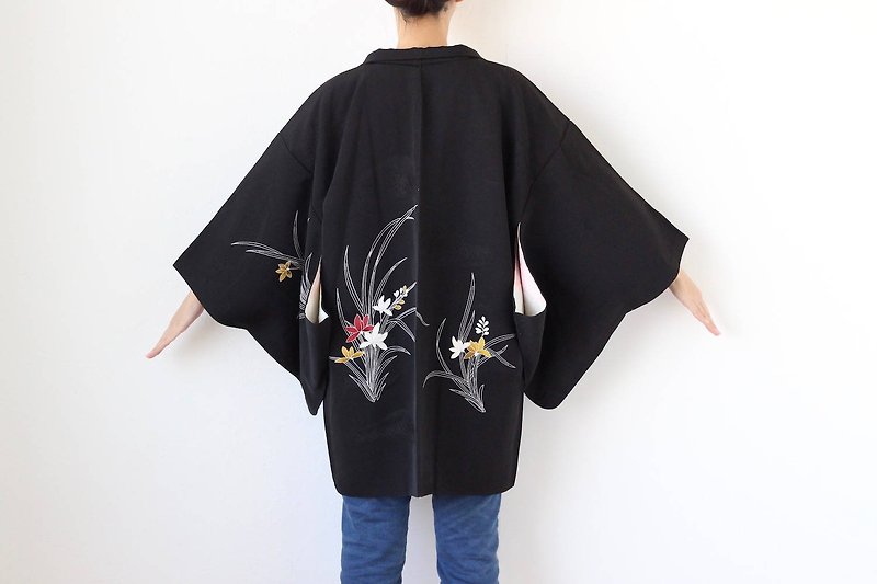 black floral haori, Japanese haori, kimono jacket, short kimono /2905 - 外套/大衣 - 聚酯纖維 黑色