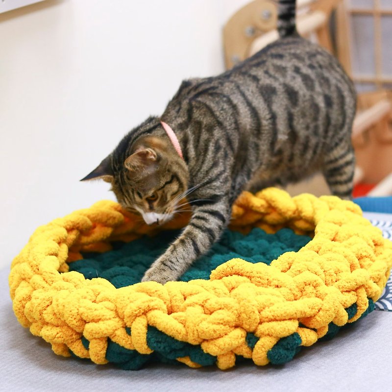 手編粗絨線寵物小窩 - 寵物床墊/床褥 - 棉．麻 多色
