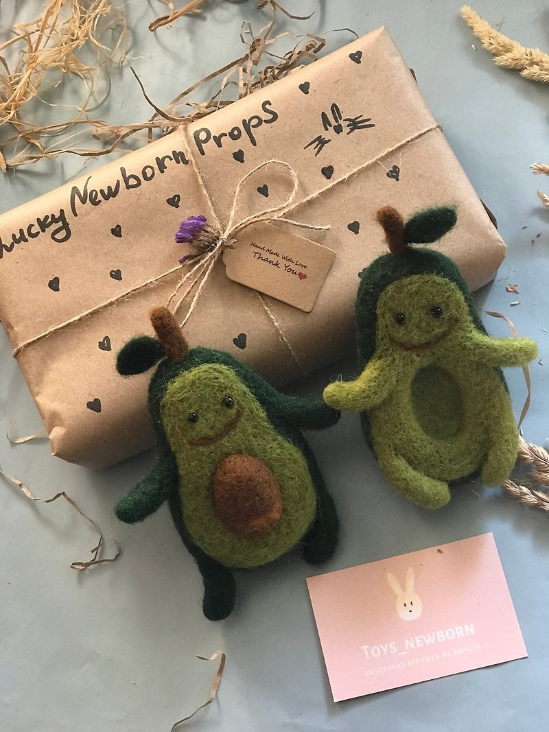 gift avocado toy. for lovers - Stuffed Dolls & Figurines - Wool Green