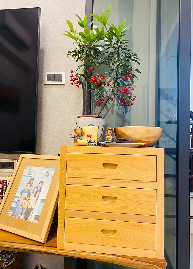 謝木木工作室 台灣檜木 卡榫製作 三層抽屜櫃 收納櫃 床頭櫃 - 其他家具 - 木頭 咖啡色
