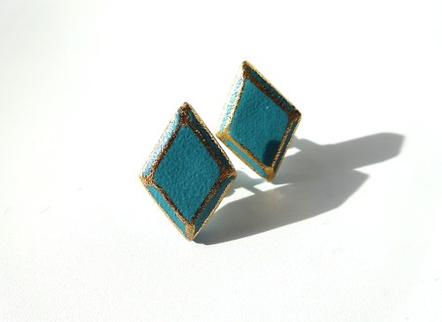 irodori ceramic accessory jewel cut pierce・earring hishigata ターコイズカラー