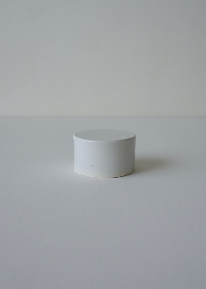 圓柱高台 - 擺飾/家飾品 - 瓷 白色