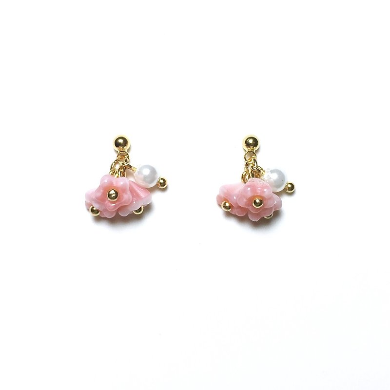 【】 Sang】 【blossoming flowers. Pink cherry / Turkish green. Import plated 18k gold earrings. Pearl & small flowers. Small flower clusters. Earrings / painless ear clip. birthday present. - ต่างหู - แก้ว สึชมพู