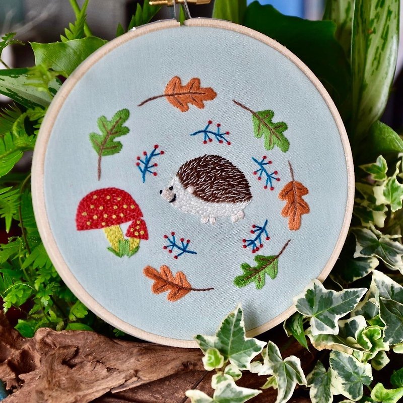 Novice Embroidery Material Pack - French Embroidery - Hedgehog Forest - เย็บปัก/ถักทอ/ใยขนแกะ - งานปัก 