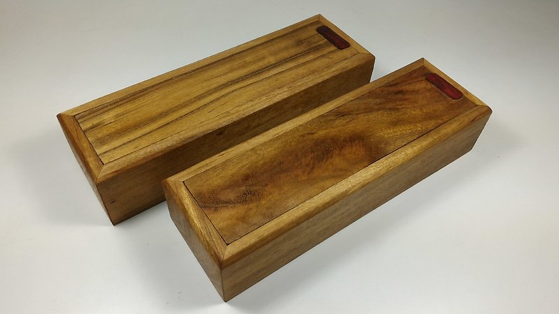 Taiwan burdock wood pen box - Pencil Cases - Wood 