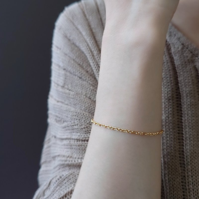 Rectangular Figaro 14Kgf Adjustable Bracelet | Everyday Layering | Downton Retro - Bracelets - Precious Metals Gold