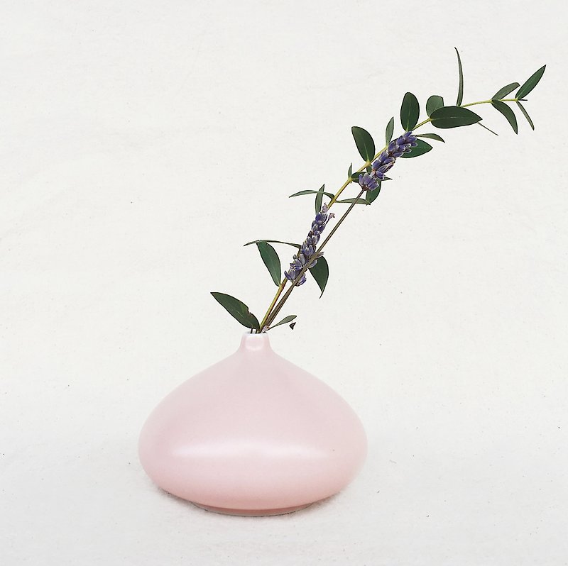 簡約北歐風花器－flat bud嫩粉色 - 花瓶/花器 - 瓷 粉紅色