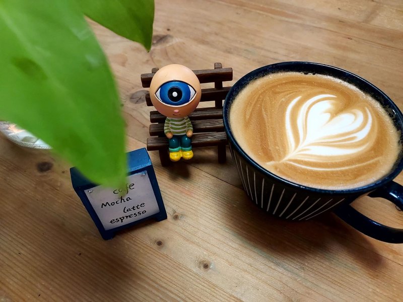 眼球小子 - 公仔/玩偶 - 樹脂 咖啡色