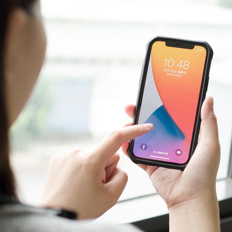 iPhone 12 / 12 Pro (6.1吋)- 9H超奈米抗病毒鋼化玻璃保護貼 - 手機配件 - 玻璃 白色