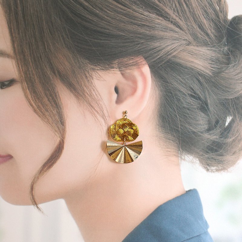 japanese style ear clip / mizuhiki / japan / accessory /  gold - 耳環/耳夾 - 絲．絹 金色