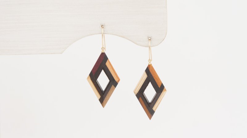 【新作】FOSSIL SERIES  ダイヤピアス・イヤリング - 耳環/耳夾/耳骨夾 - 木頭 咖啡色