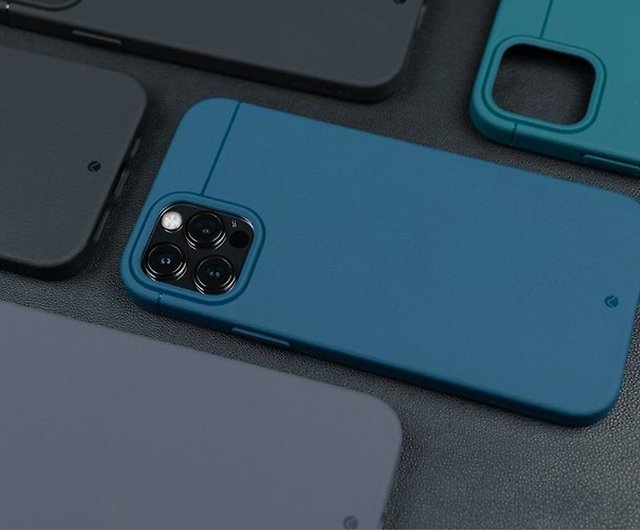 Sheath | Minimalist, Shock-Absorbing iPhone 12 Pro Max Case Electric Blue from Caudabe