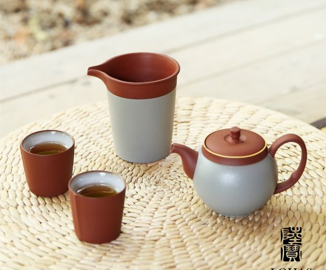 Japanese Ceramic Glazed Travel Tea Set with One Pot and Three Cups -  Hand-Painted Design