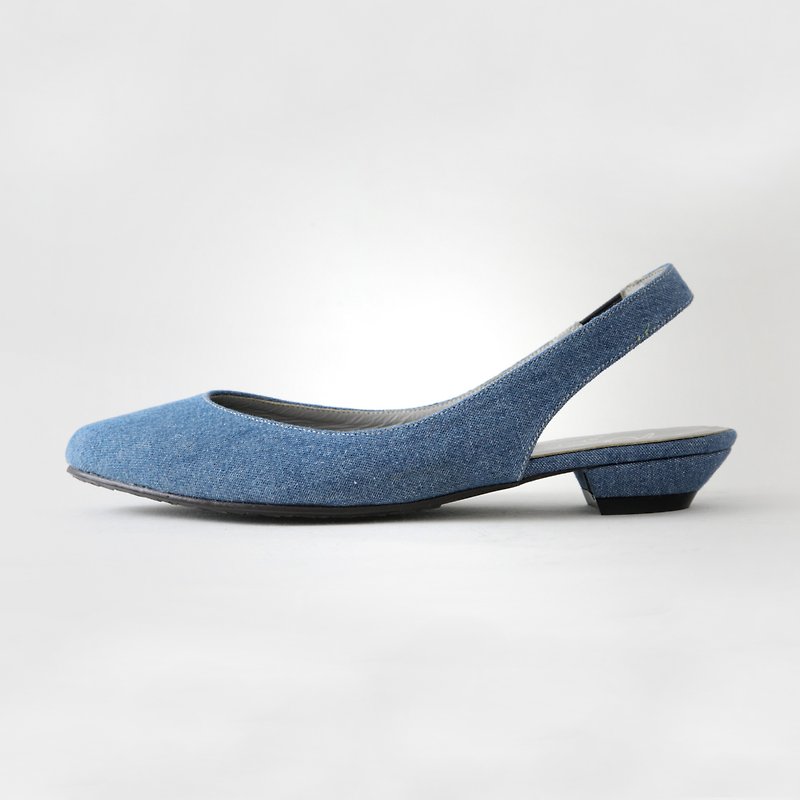WL Denim low-heeled (light blue) Heeled Sandals - รองเท้ารัดส้น - หนังแท้ สีน้ำเงิน