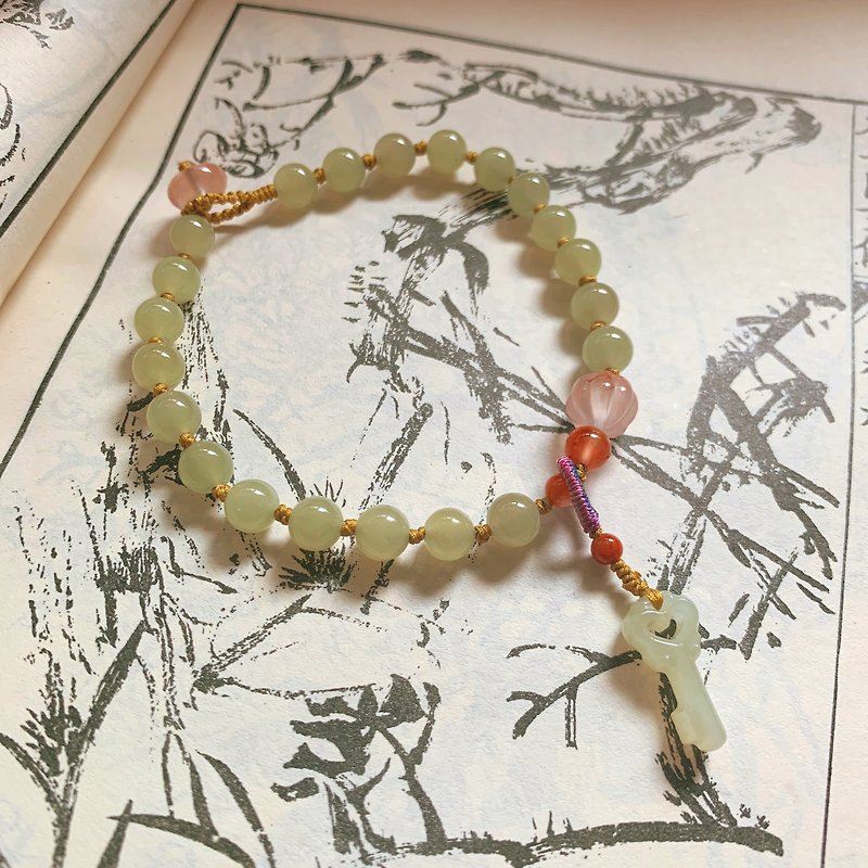 Hand-painted wind chant. Natural Hetian jade yellow mouth material retro braided bracelet key pendant Nanhong ice floating flower - Bracelets - Jade Green
