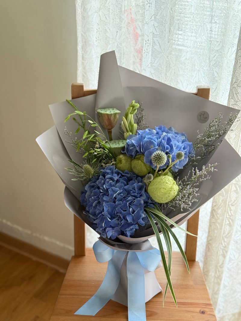 繡球花束 畢業花束 藍色鮮花花束 紫陽花 - 花藝/盆栽/植栽 - 植物．花 藍色