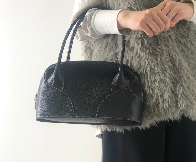 日本直送 名牌中古包 】LOEWE ロエベ ロゴ型押し レザー ハンドバッグ