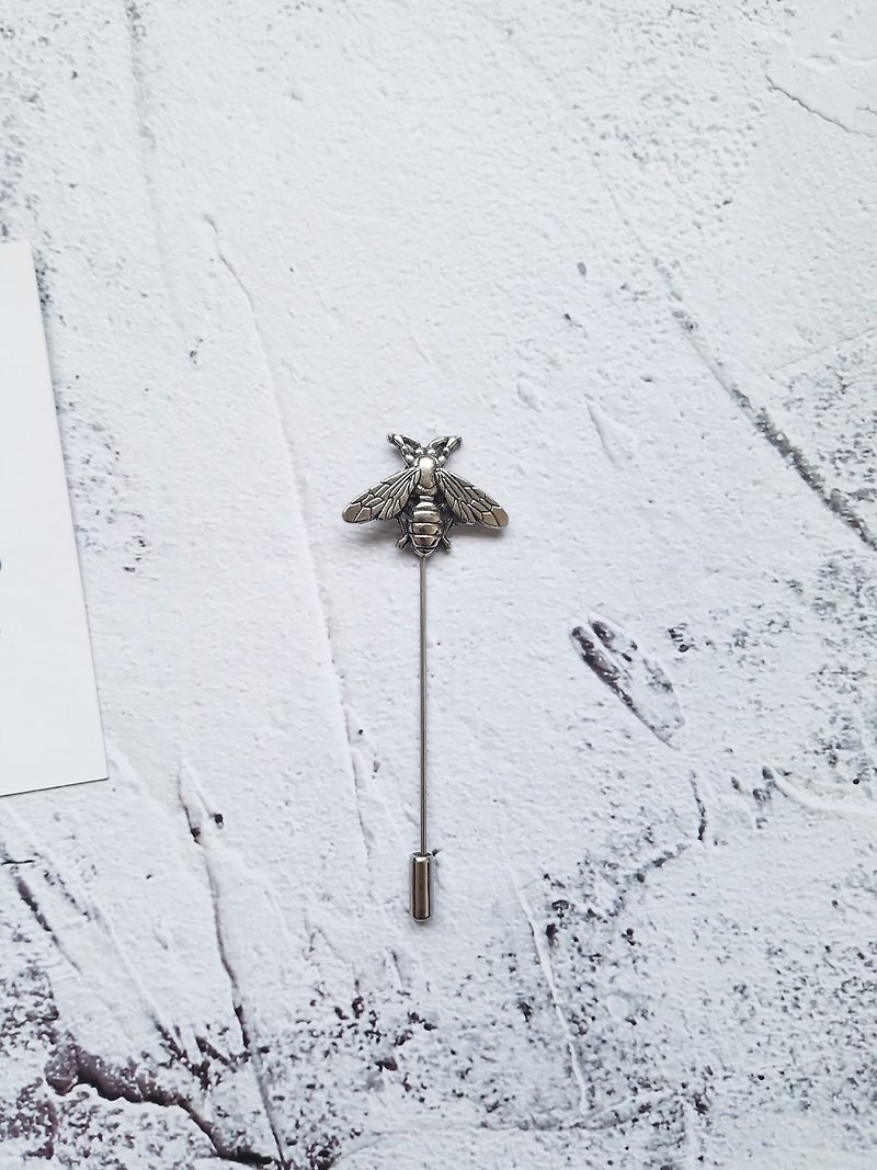 小さいミツバチのブローチの胸花のフィロン風の1字の針の針は針を挿します - ブローチ - 金属 シルバー