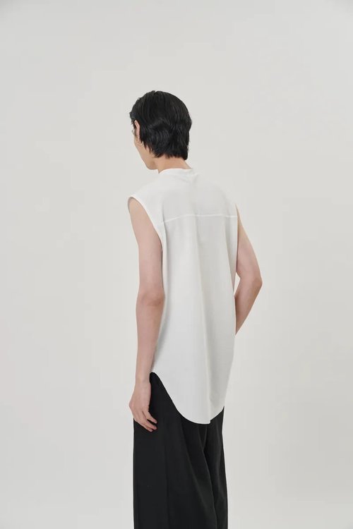 ホワイトノースリーブベスト ZARA ノースリーブ ベスト 白 サイドベルト シングル 襟付き