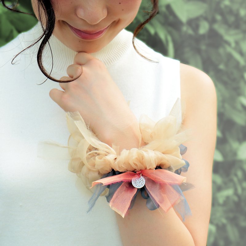 彩る咲き編みシュシュ-Basic　/ Flower ChouChou/ Scrunchie -Basic - 髮飾 - 聚酯纖維 卡其色