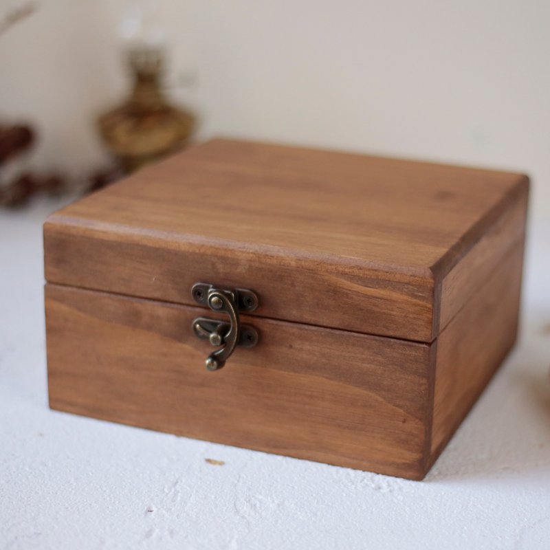 Walnut MIT Full Wood Oil 25 Box 10ml Dipstick essential oil wooden box - Fragrances - Wood 