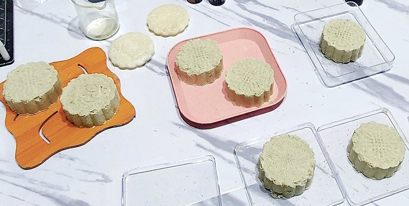 [Environmentally Friendly and 0 Waste] Mooncake Shape Essential Oil Shampoo Cake - อื่นๆ - วัสดุอื่นๆ 