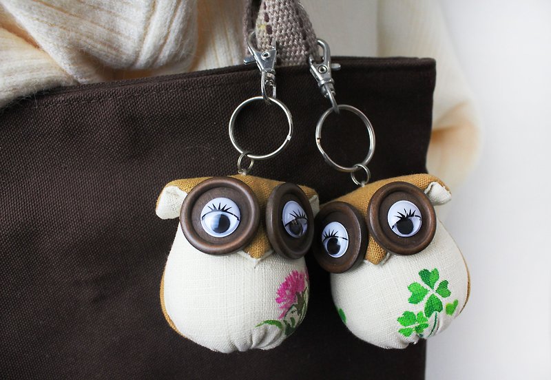 Straps / key ring / a loving husband and wife turn painted owl ear / naturals - Charms - Cotton & Hemp Khaki