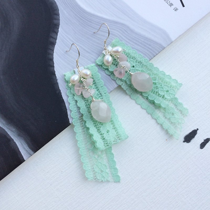 Small fresh pink green lace pearl earrings 925 silver original design manual limited models - Earrings & Clip-ons - Other Materials Green