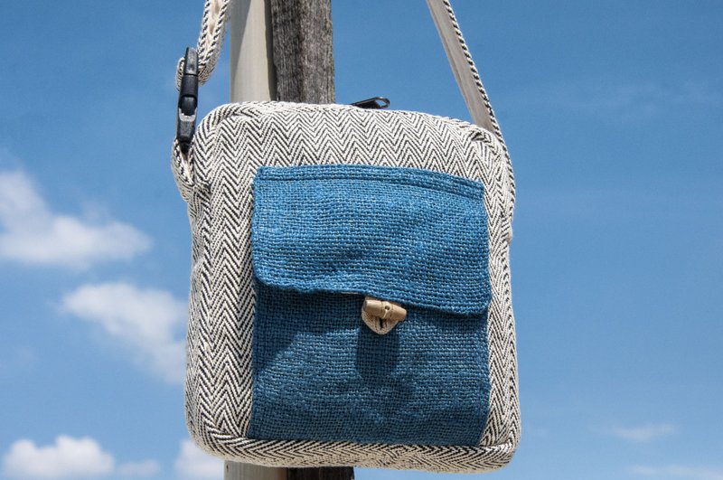 Natural cotton Linen admission package / national wind purse / camera bag / cell phone bag / shoulder bag / clip - blue sky - Messenger Bags & Sling Bags - Cotton & Hemp Multicolor