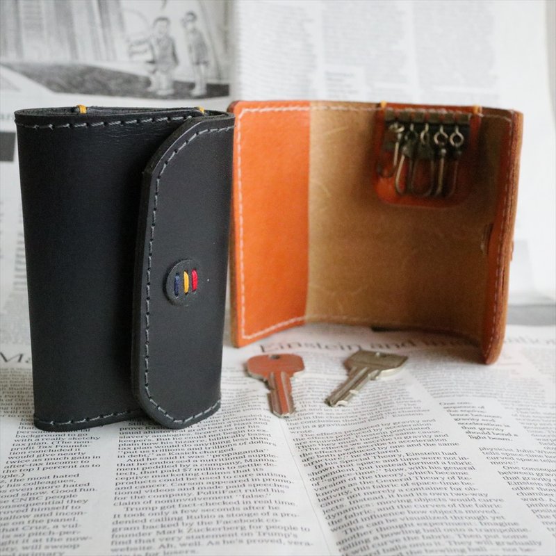 3-fold key case / Orthodox style / Name can be added / Made in Japan / ac-14 [Customizable gift] - Keychains - Genuine Leather Orange