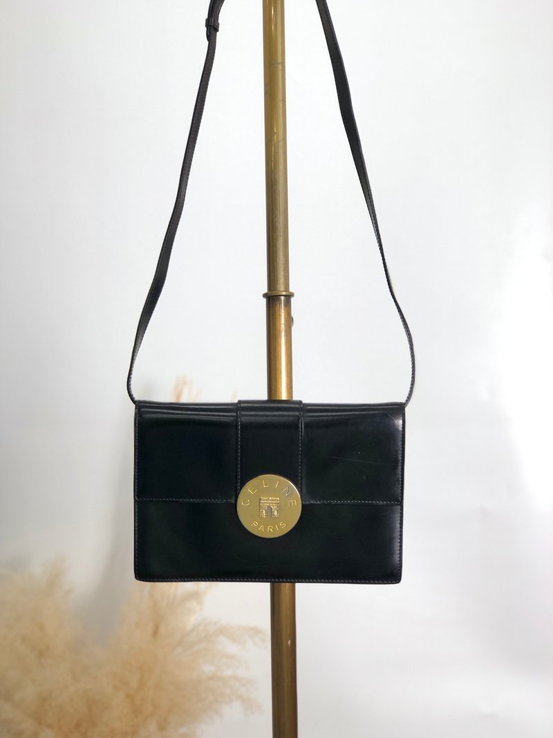 【 日本直送　名牌中古包 】CELINE セリーヌ ショルダーバッグ ブラック 凱旋門 レザー vintage ヴィンテージ オールド bbwzgg - 側背包/斜背包 - 真皮 黑色