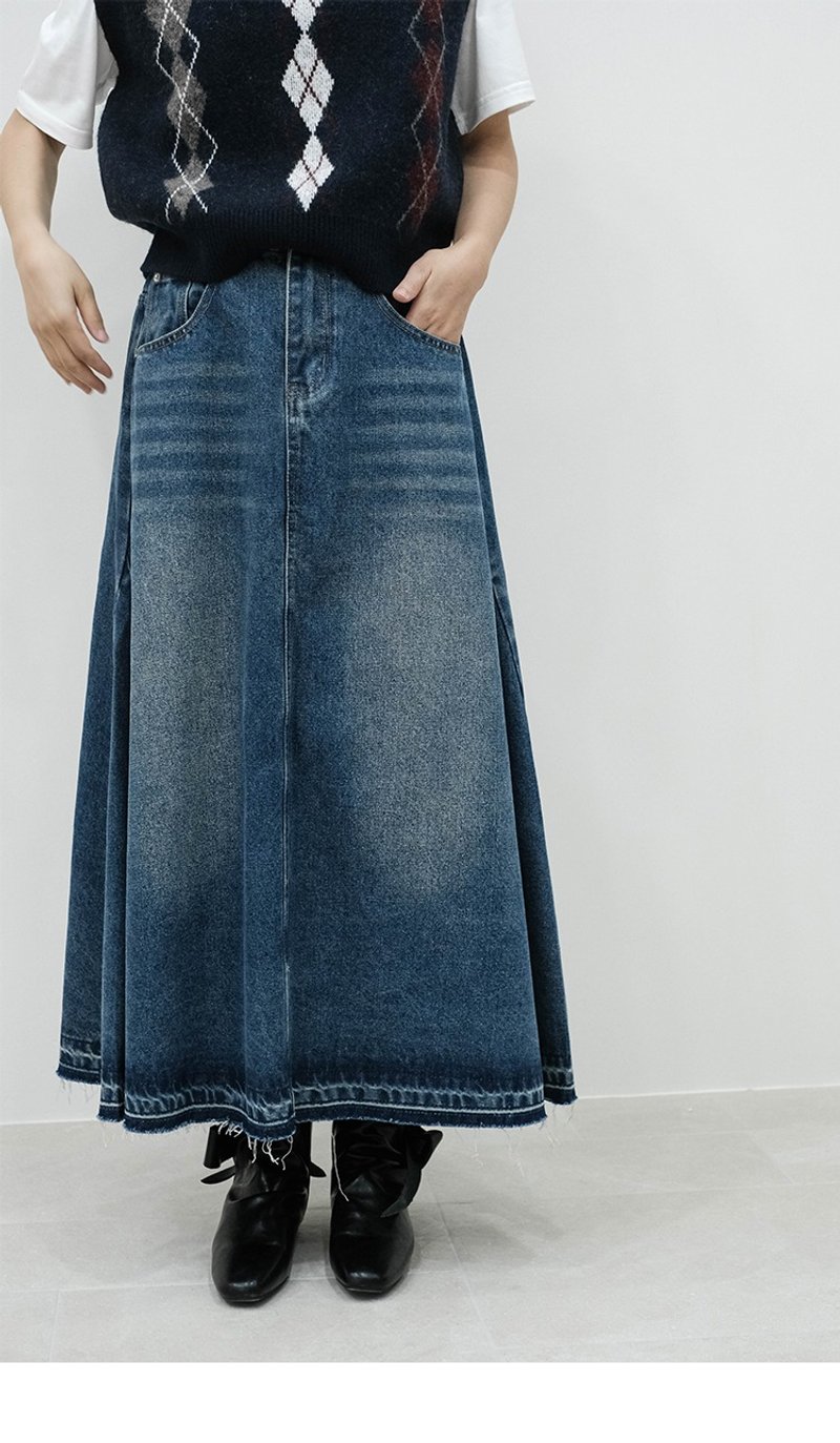 Retro washed raw edge long denim skirt - Skirts - Cotton & Hemp 