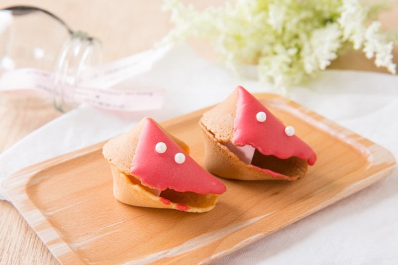 Fortunecookie is made of handicrafts without preservatives. Small things are customizable. - Handmade Cookies - Fresh Ingredients 