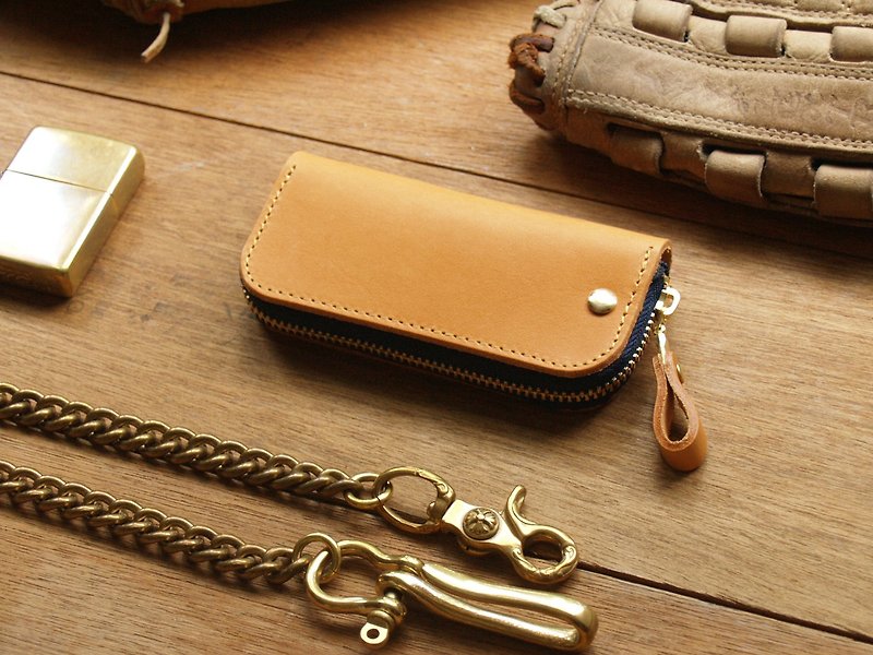 Leather Key Case ( Custom Name ) - Classic Tan - ที่ห้อยกุญแจ - หนังแท้ สีเหลือง