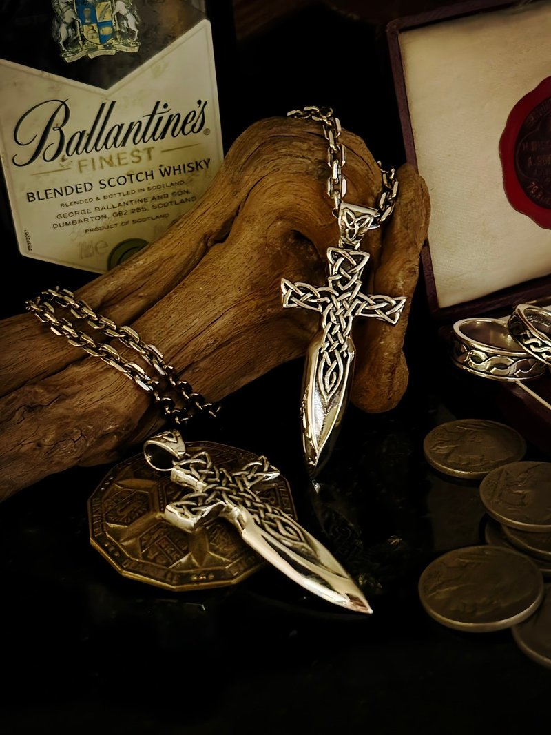 [Celtic Series] Celtic Holy Sword/ Silver/Single Pendant - สร้อยคอ - เงินแท้ สีเงิน