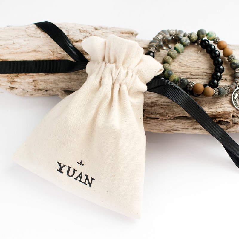 Valentines Gift- Cotton string bag for masks and accessories - กระเป๋าเครื่องสำอาง - ผ้าฝ้าย/ผ้าลินิน ขาว