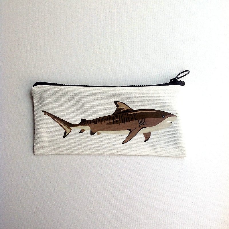 【有機棉系列】手繪海洋生物筆袋#虎鯊 - 鉛筆盒/筆袋 - 棉．麻 白色