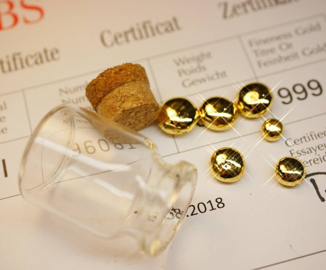 ミニ 金元宝 999.9純金製 (1g) 金 純金 ゴールド ガラス瓶付き 純金9999-1グラム小金豆-単体-金塊から製造-収納瓶付き - ショップ