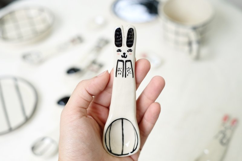 Rabbit ceramic spoon - เซรามิก - ดินเผา 