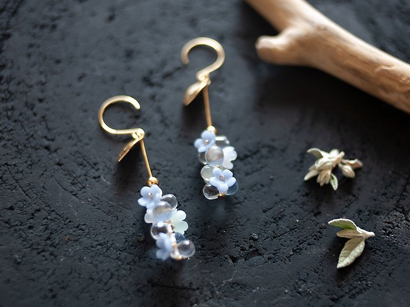 Drops and Flowers Earrings / Earrings / Blue - ต่างหู - ดินเหนียว สีน้ำเงิน