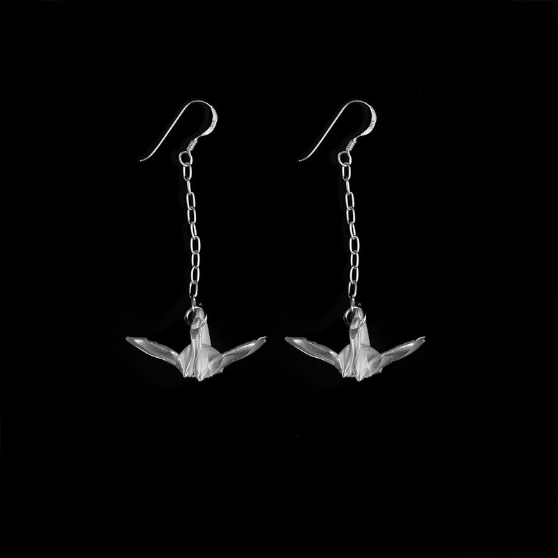 Origami Crane Dangle Earrings Silver 99.9 Pure Silver - 耳環/耳夾/耳骨夾 - 銀 銀色
