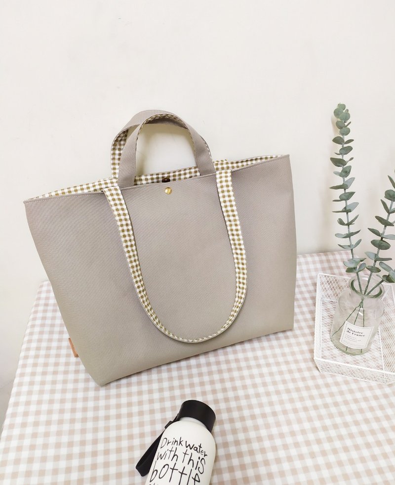 French series classic canvas tote bag / plaid shoulder bag / large-capacity canvas bag / oatmeal gray - กระเป๋าถือ - ผ้าฝ้าย/ผ้าลินิน สีเทา