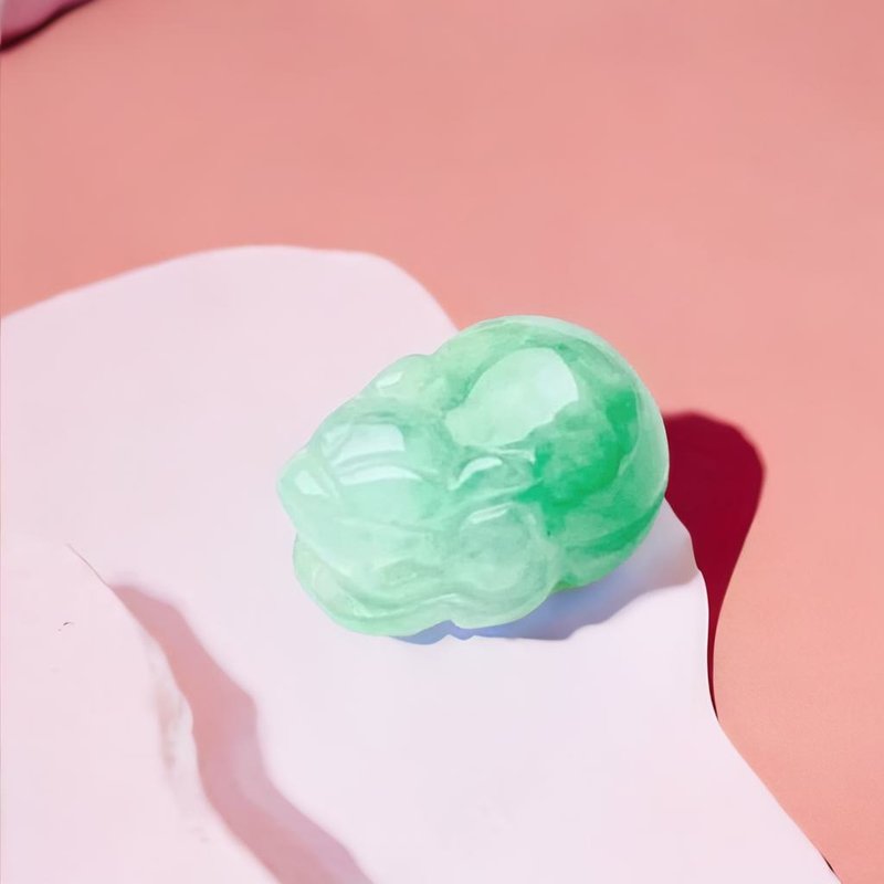 [Lucky Beast] Ice Green Jadeite Pixiu Pendant | Natural Burmese Jadeite A - พวงกุญแจ - หยก สีเขียว
