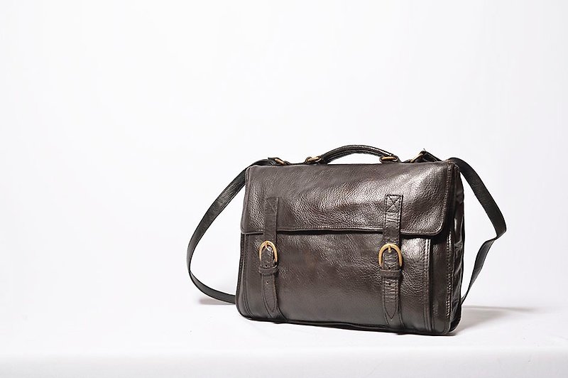 Vintage briefcase - กระเป๋าเอกสาร - หนังแท้ สีนำ้ตาล