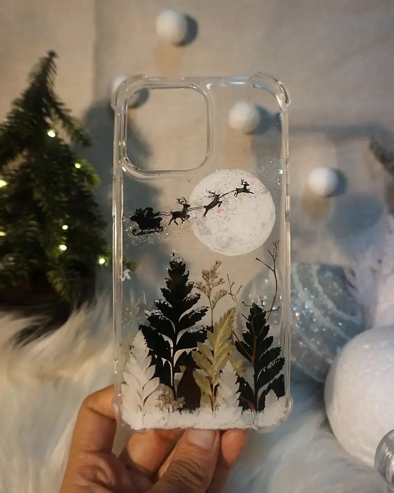 Christmas phonecase (painting with real leaves) - Phone Cases - Resin 