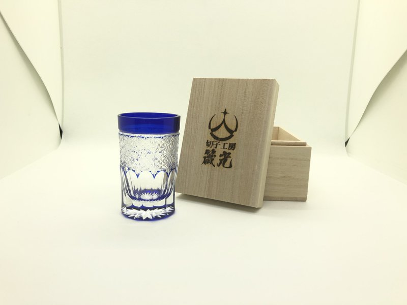 Flat openwork chrysanthemum connecting shot glass - แก้ว - แก้ว สีน้ำเงิน