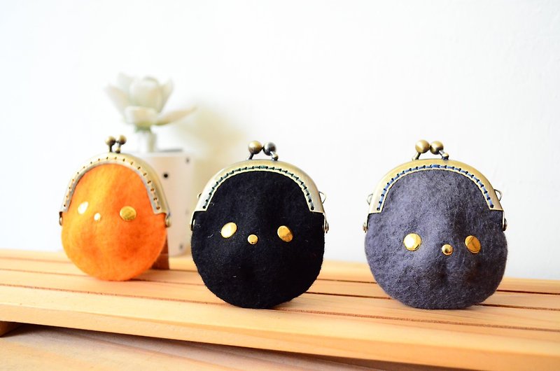 gphome Peng Peng cat mouth gold coin purse - Coin Purses - Wool Multicolor