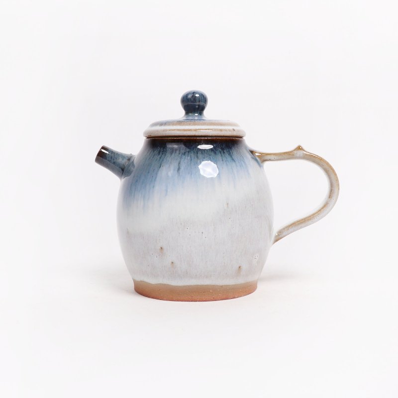 明芽窯 l 白萩藍流釉後手壺 茶壺 陶藝品 H3 - 茶壺/茶杯/茶具 - 陶 藍色