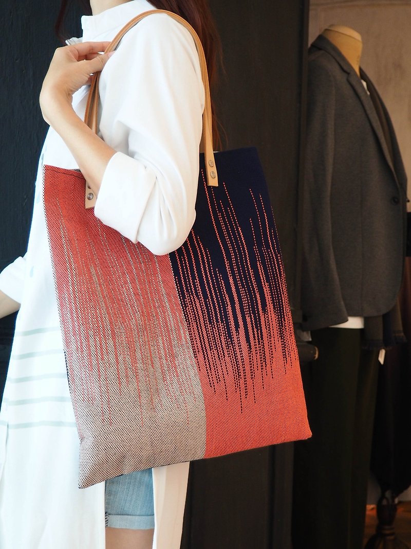 Handwoven  Zig Zag  Pattern Tote bag - Messenger Bags & Sling Bags - Cotton & Hemp Multicolor